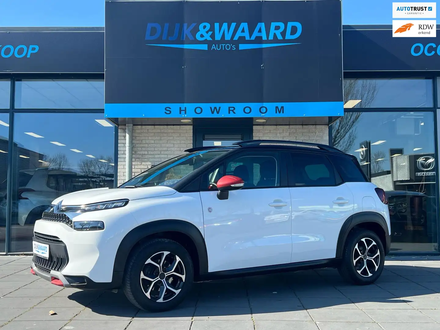Citroen C3 Aircross 1.2 PureTech Shine | AUTOMAAT | CARPLAY | CRUISE | Weiß - 1
