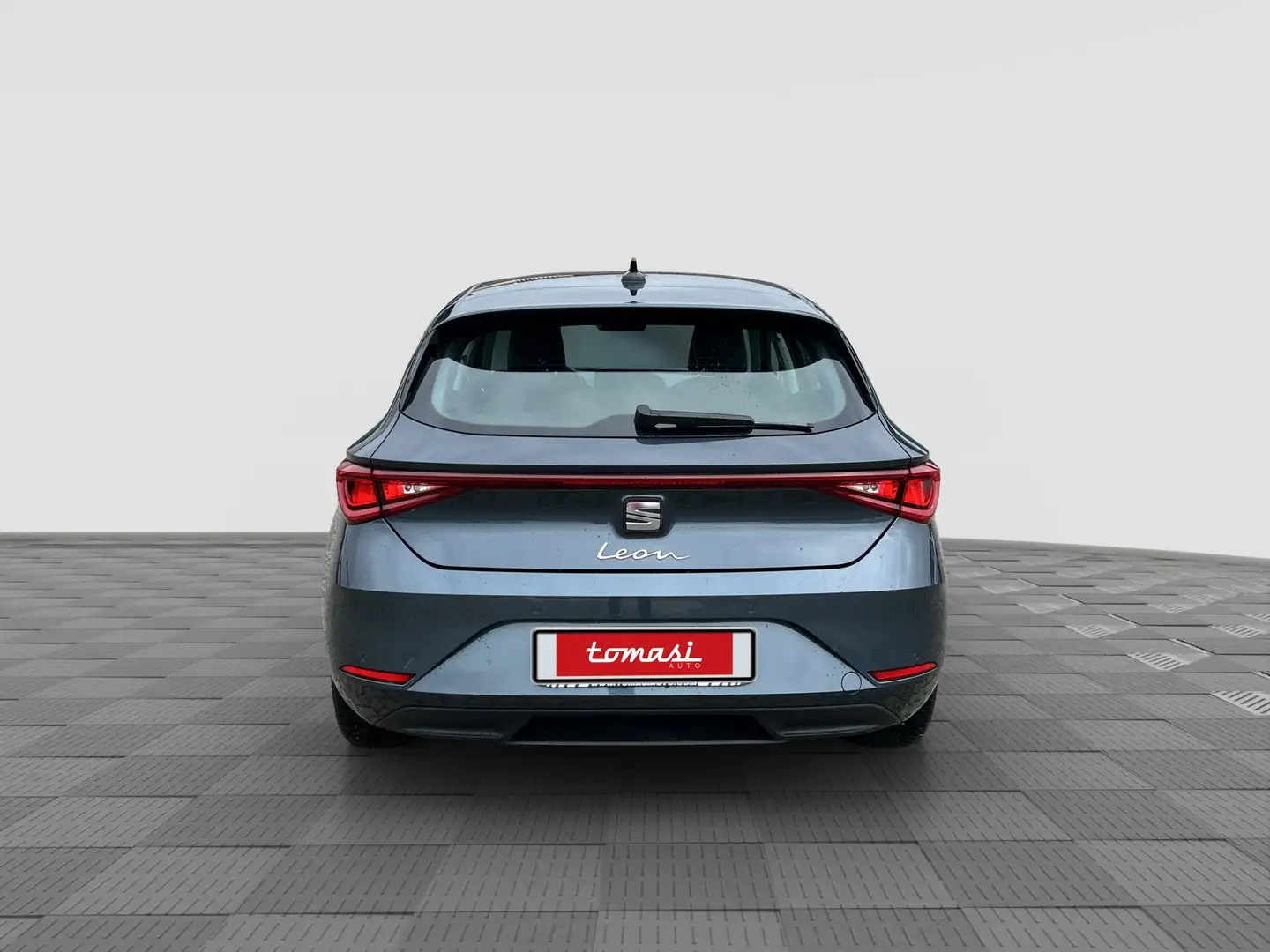 SEAT Leon 1.0 eTSI 110 CV DSG Business Grigio - 2