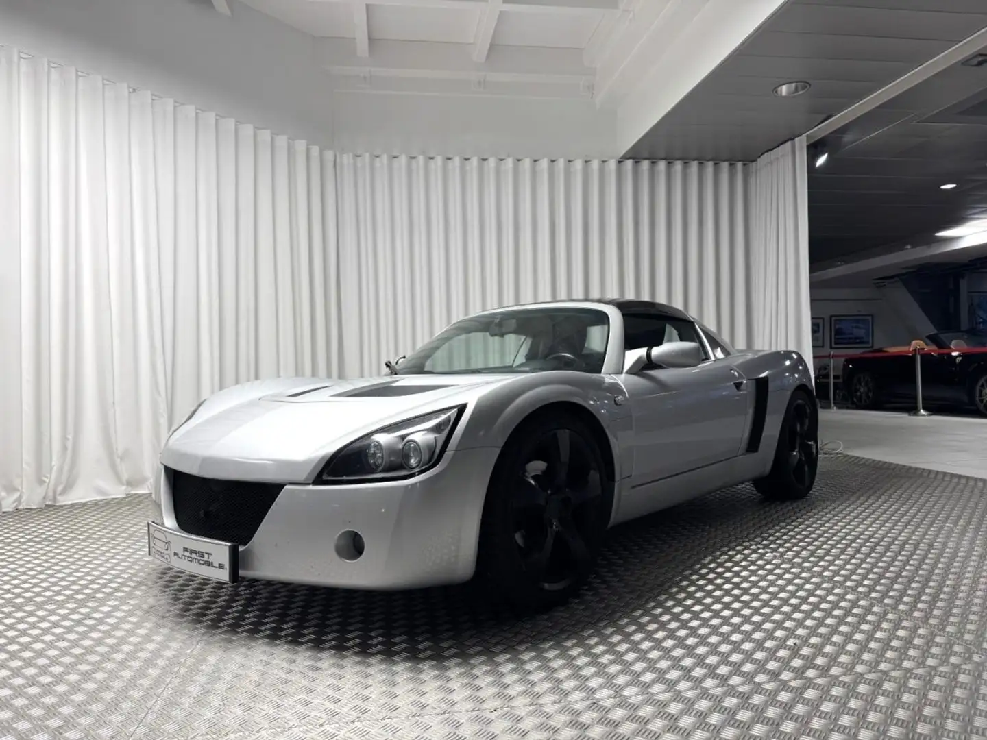 Opel Speedster 2.2 16V 147CV Grau - 1