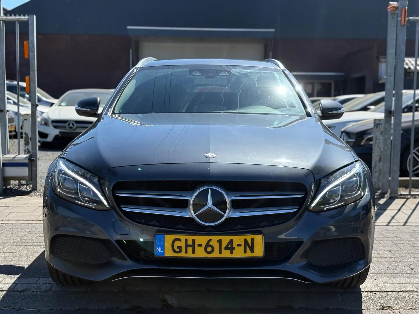 Mercedes-Benz C 350 Estate e Lease Edition | Burmester | Leder | Xenon Gris - 2