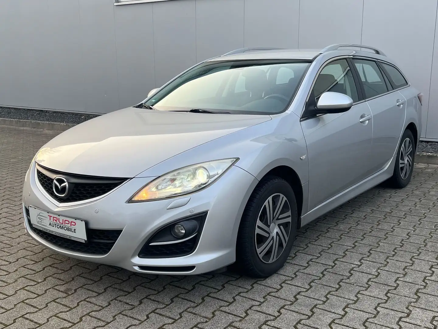 Mazda 6 Kombi 2.0  Active/Bi-Xenon/SHZ/AHK/Navi/Tempo Silber - 2