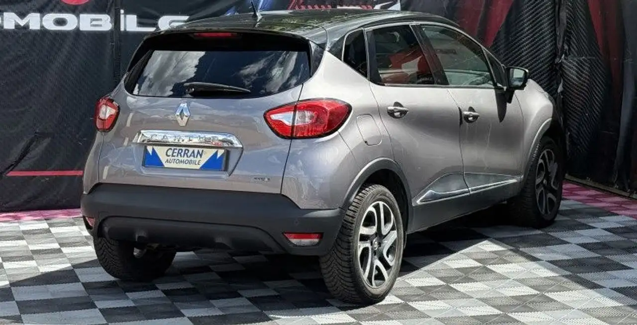 Renault Captur — photo 6