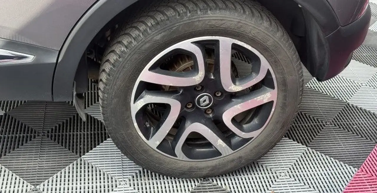 Renault Captur — photo 34