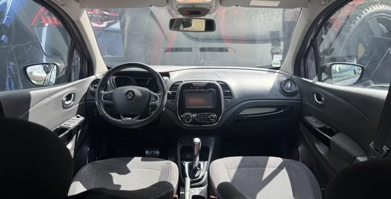 Renault Captur — photo 50
