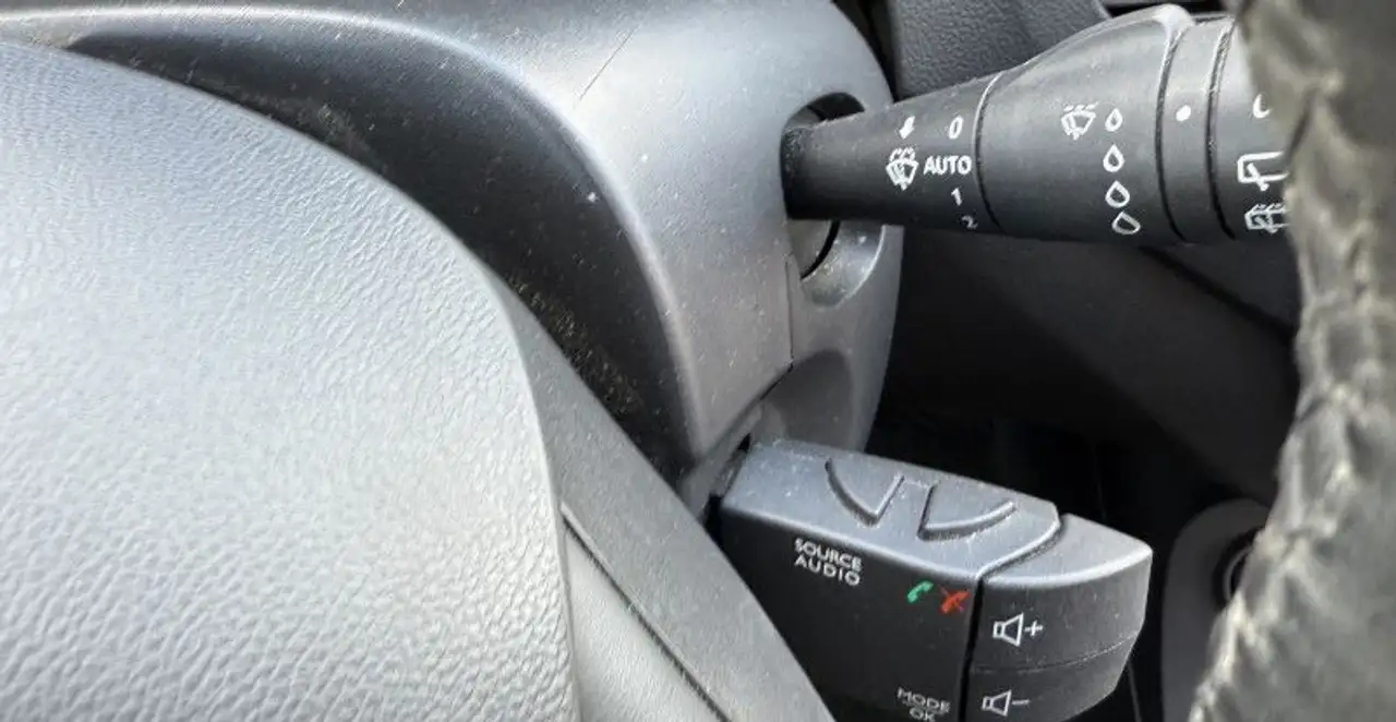 Renault Captur — photo 28