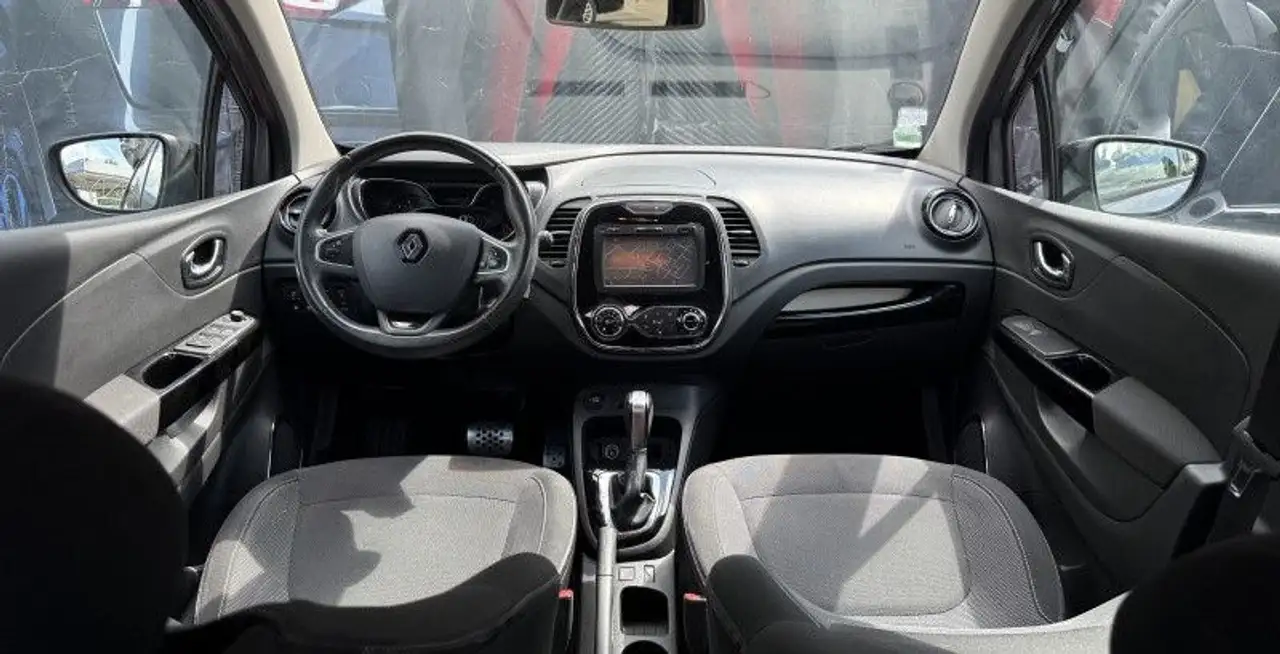 Renault Captur — photo 8