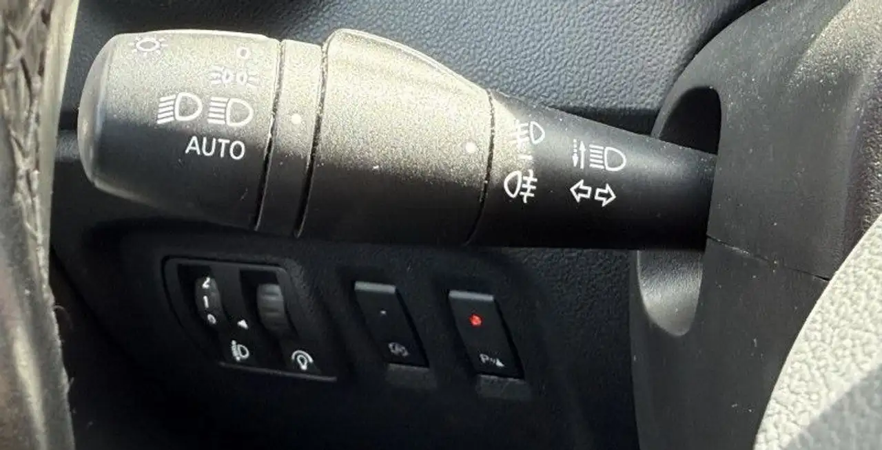 Renault Captur — photo 15
