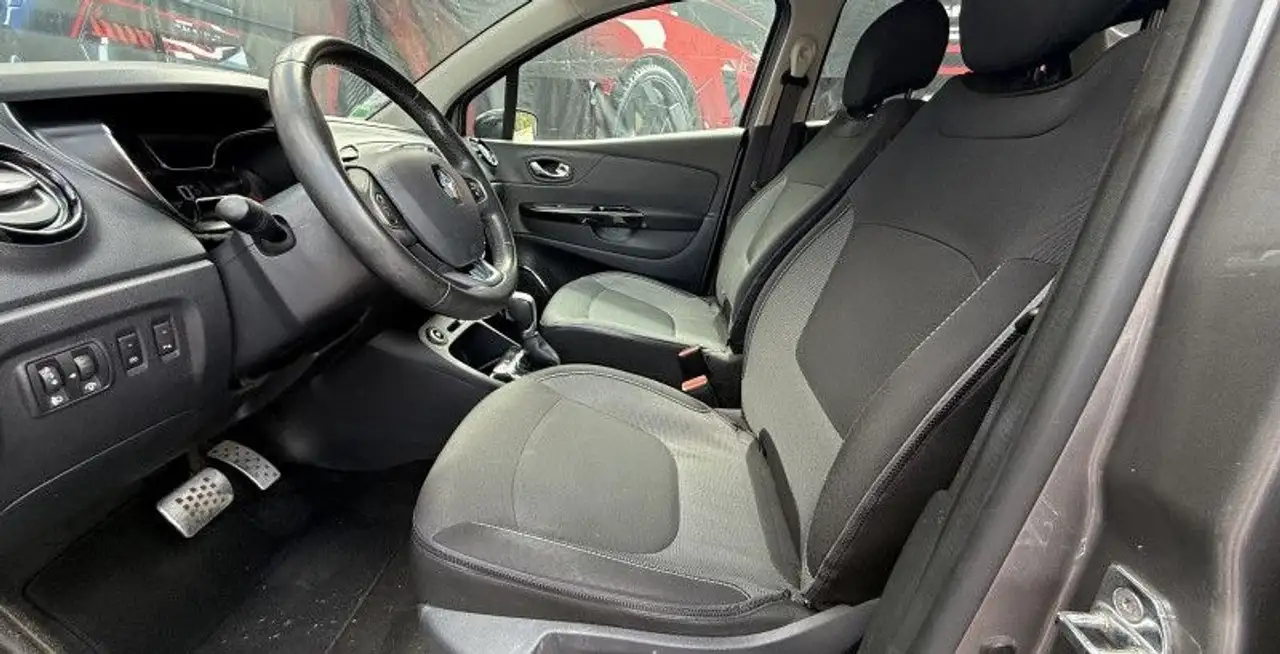 Renault Captur — photo 9