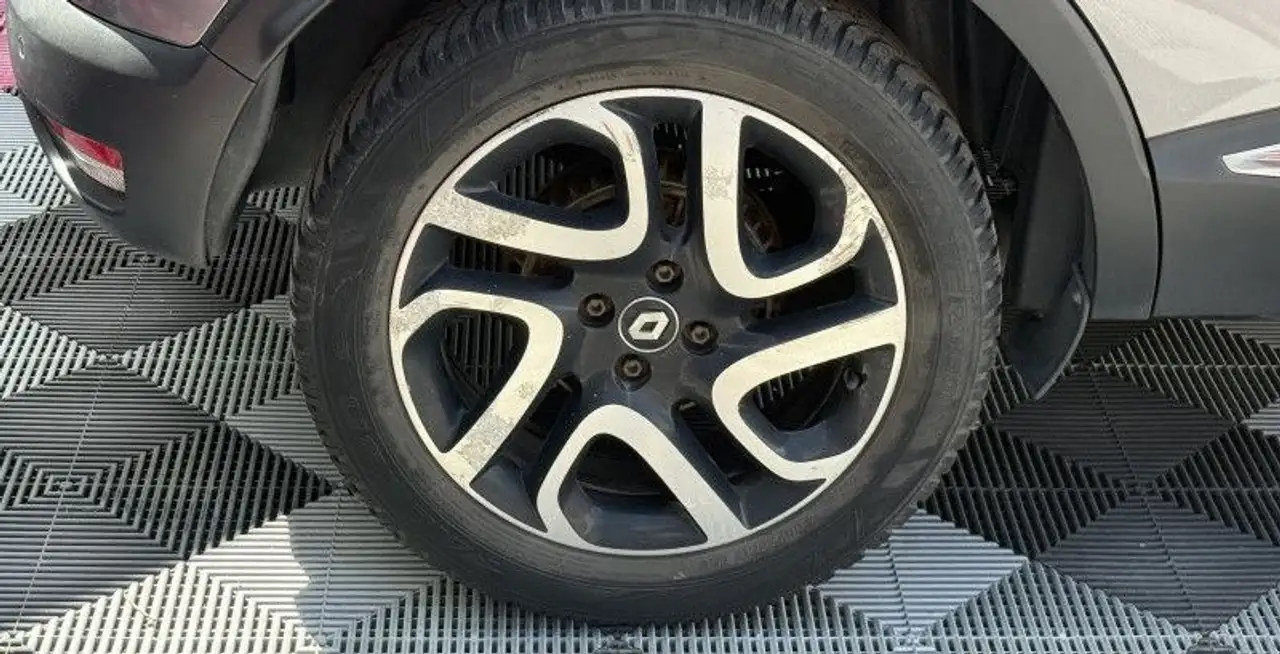 Renault Captur — photo 35