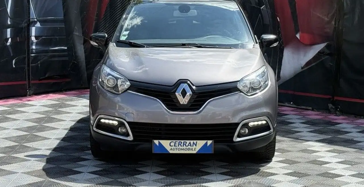 Renault Captur — photo 42