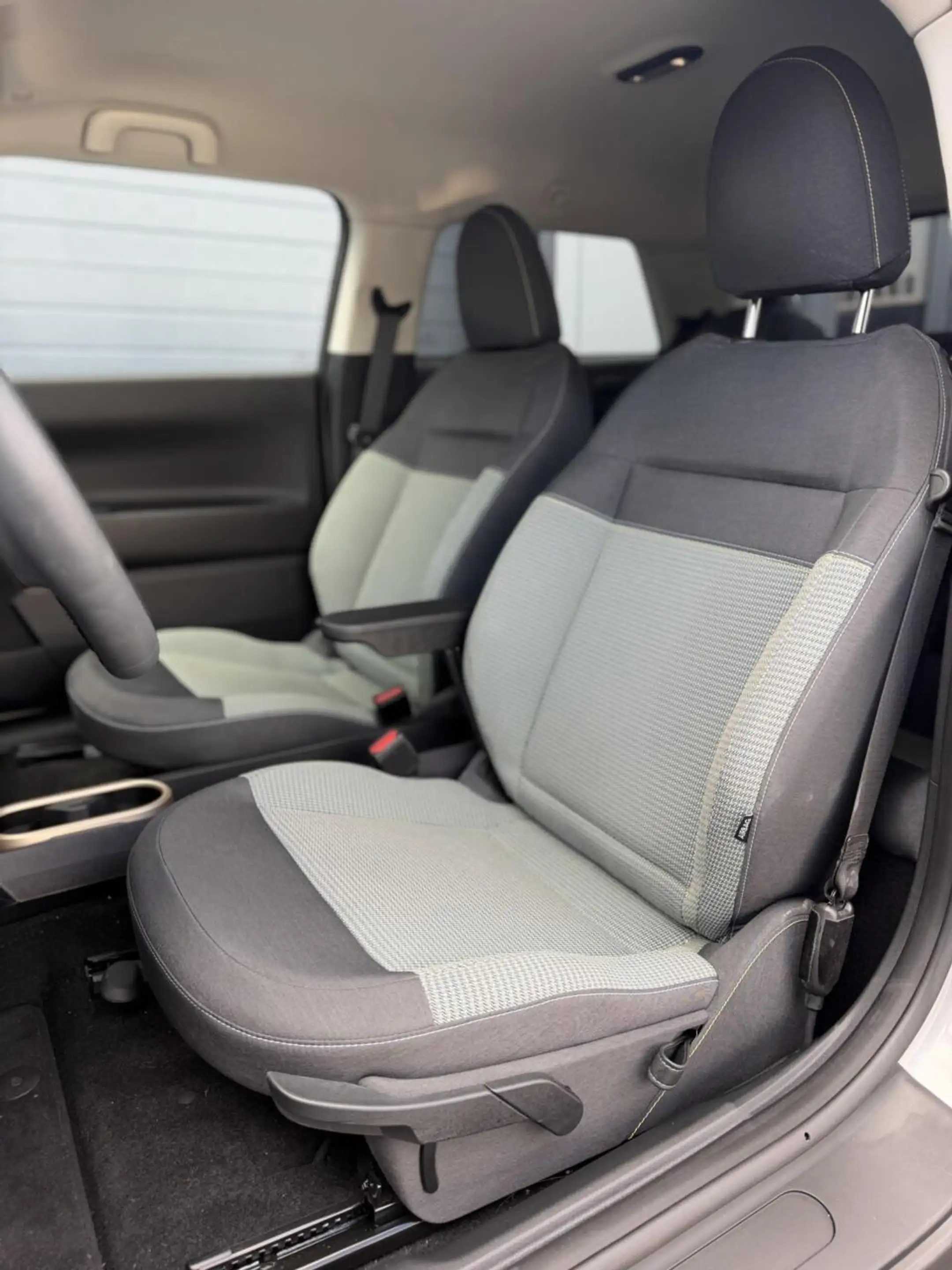 MINI Cooper E 3-Deurs Essential 40.7 kWh — photo 12