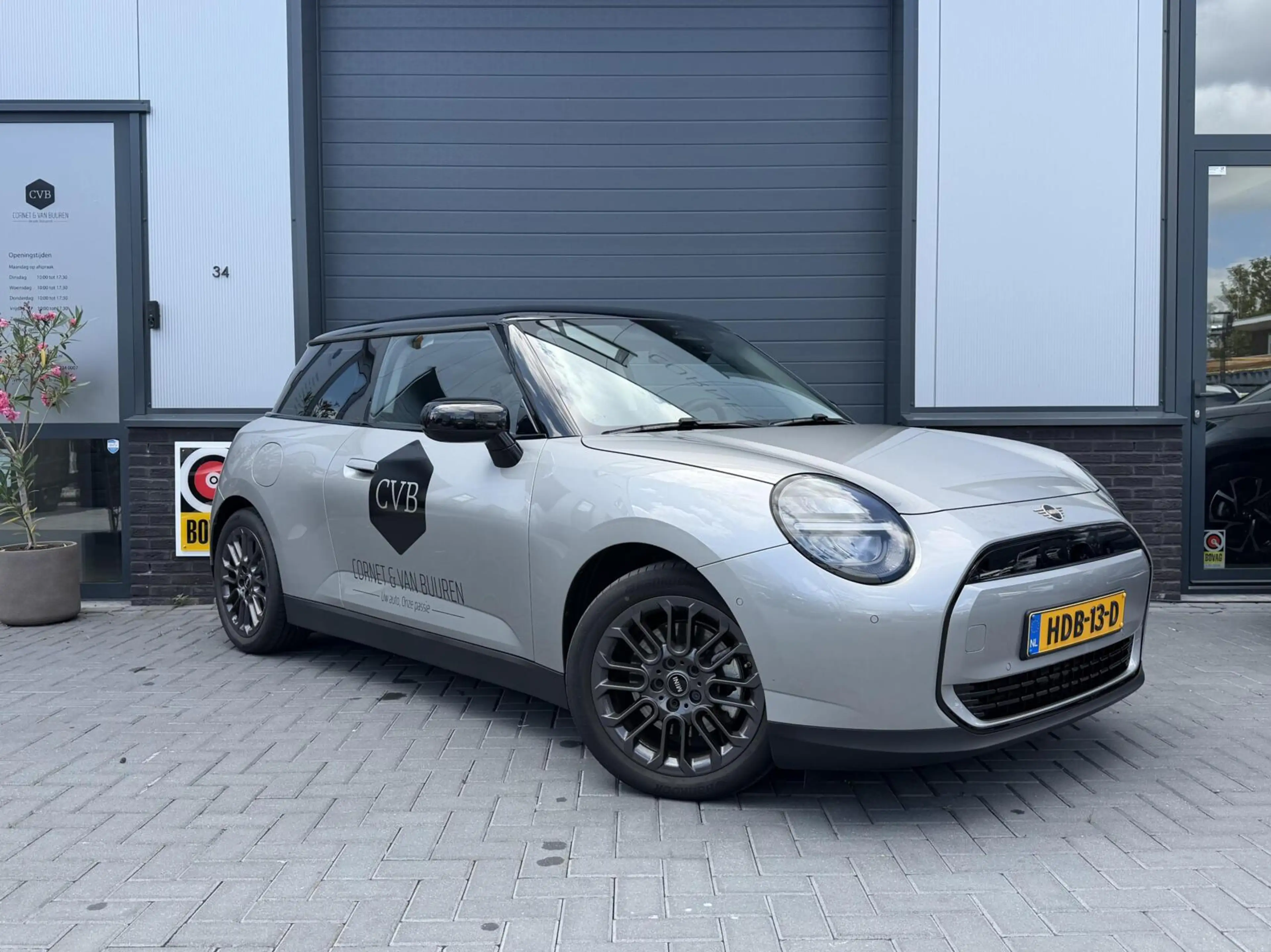 MINI Cooper E 3-Deurs Essential 40.7 kWh — photo 3