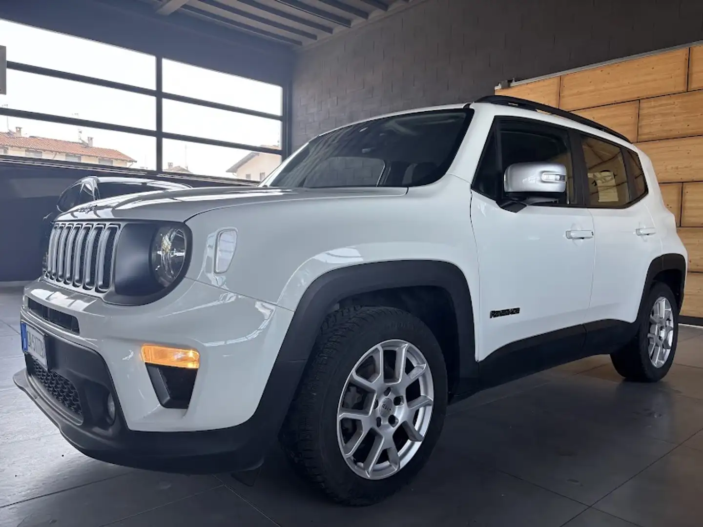 Jeep Renegade JEEP RENEGADE 1.0 T3 120CV LIMITED NEOPATENTATI Blanc - 1