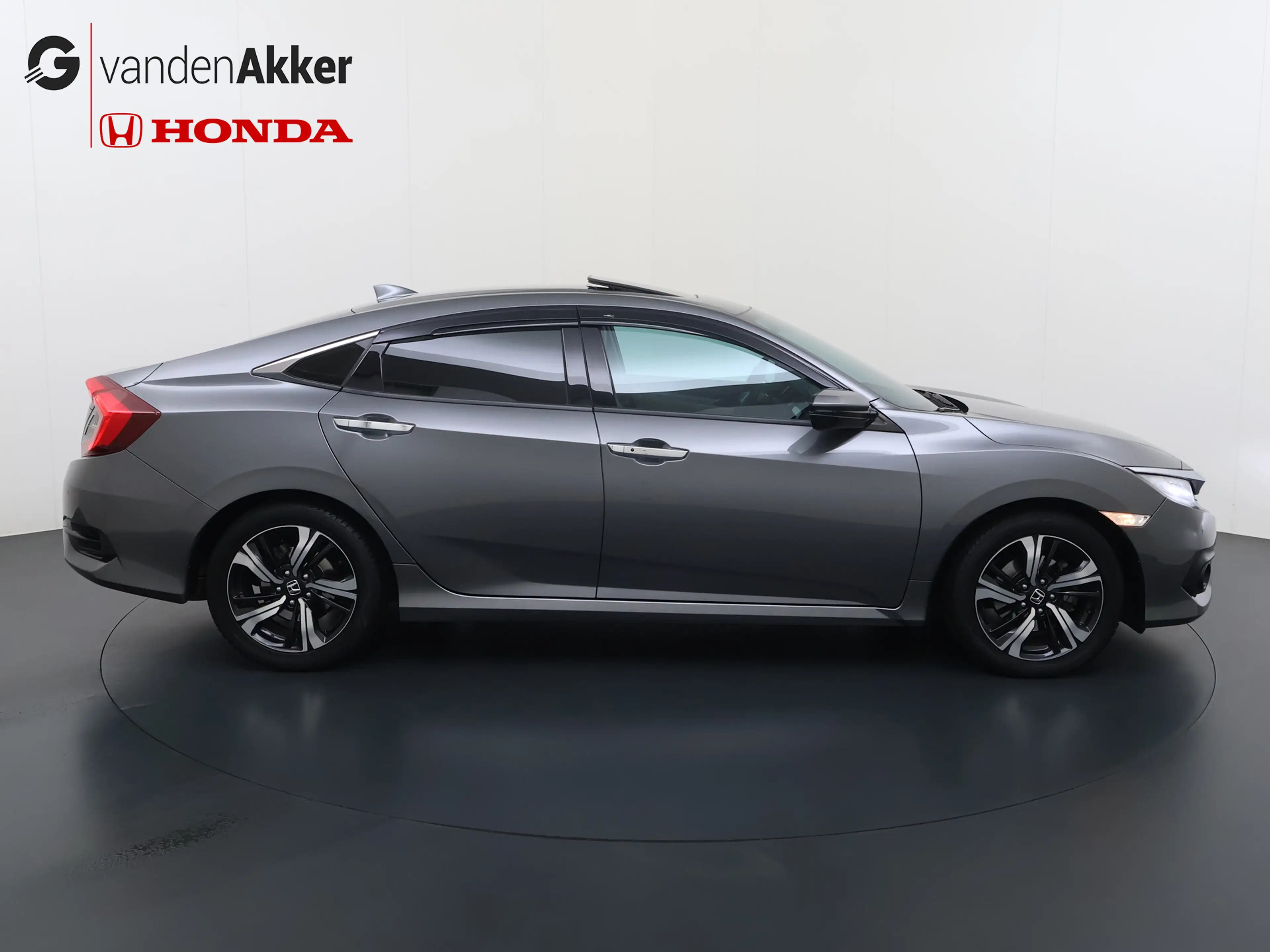 Honda Civic 1.5 i-VTEC 182pk CVT 4D Executive dealeronderhoude — photo 6