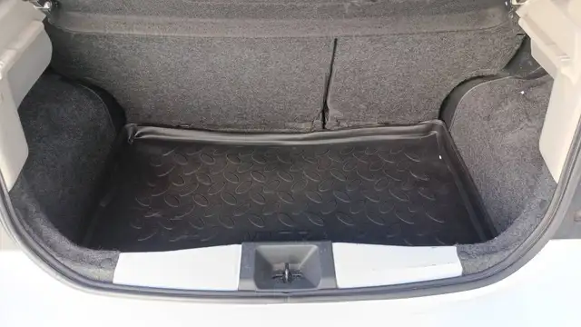 Nissan Micra view 14