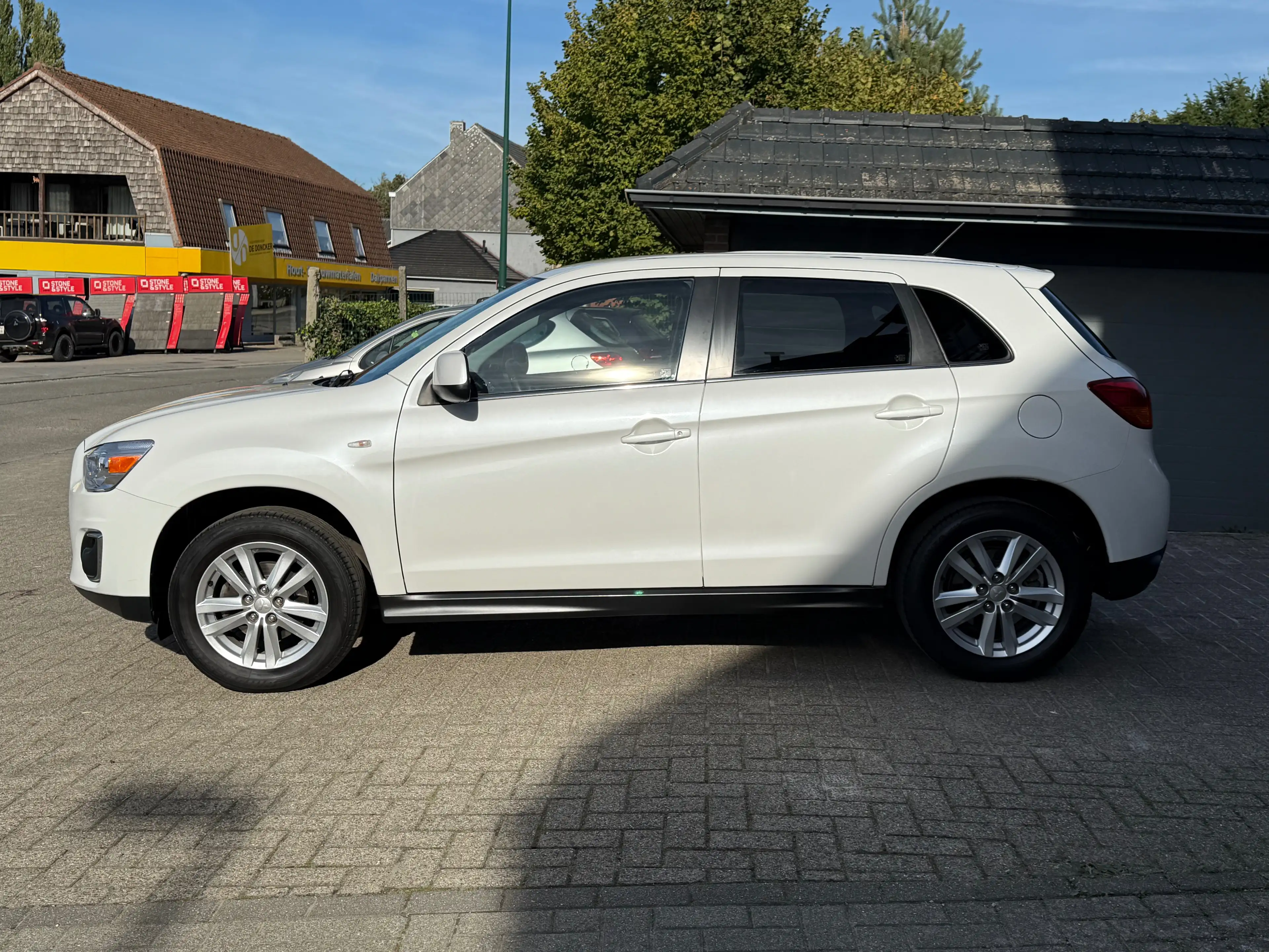 Mitsubishi ASX ASX 1.6i 2WD Anniversary Edition — photo 4