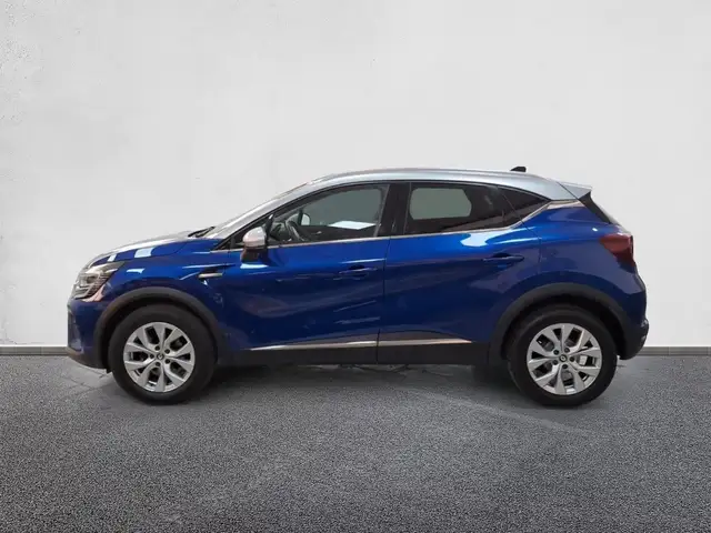 Renault Captur view 4