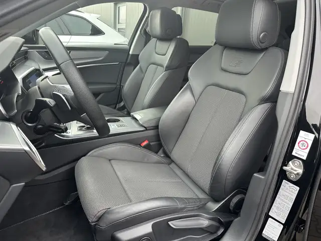 Audi A6 Avant view 9
