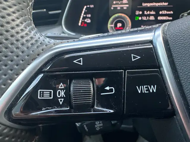 Audi A6 view 15