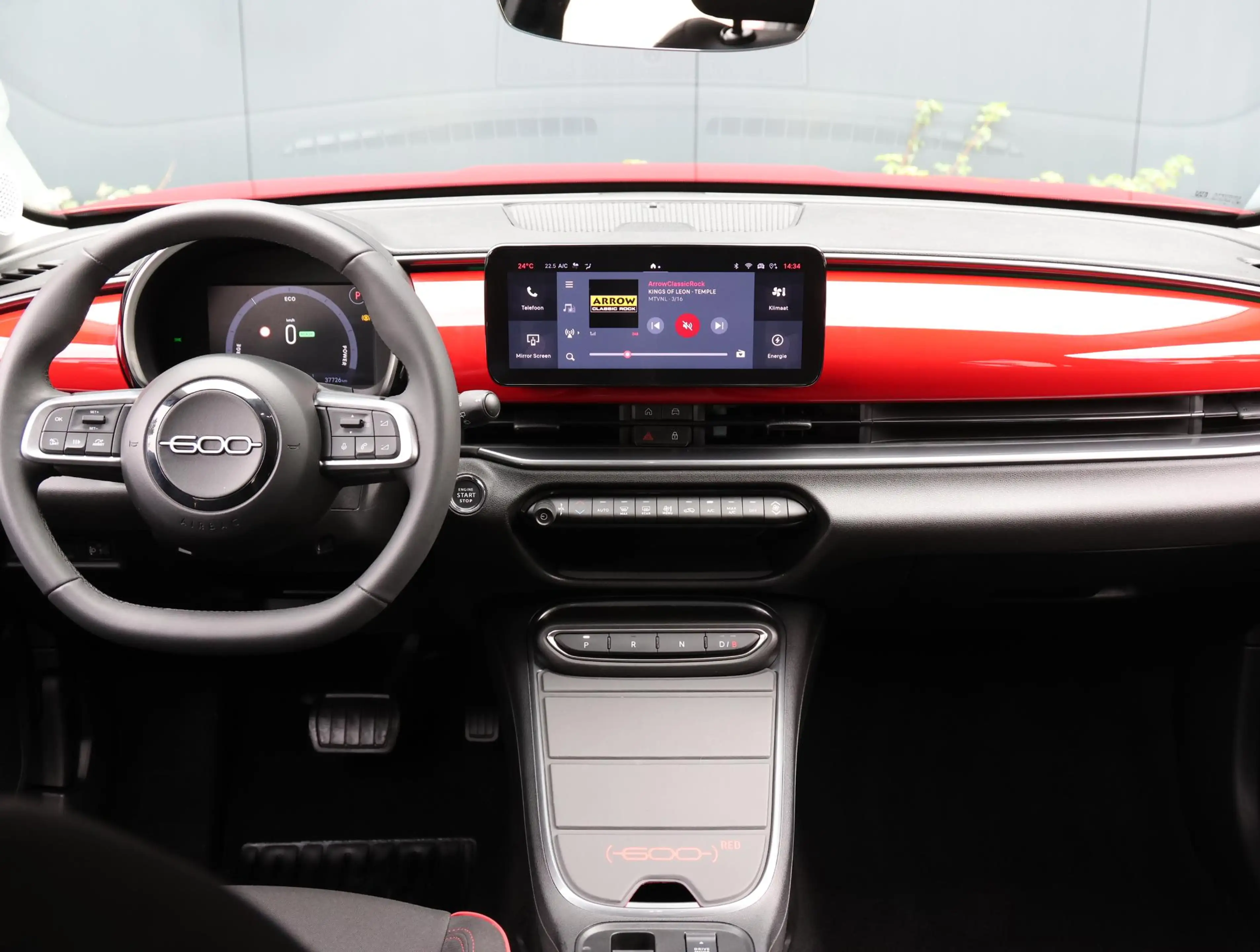 Fiat 600e RED 54 kWh | Climate control | AppleCarplay&Androi — photo 13