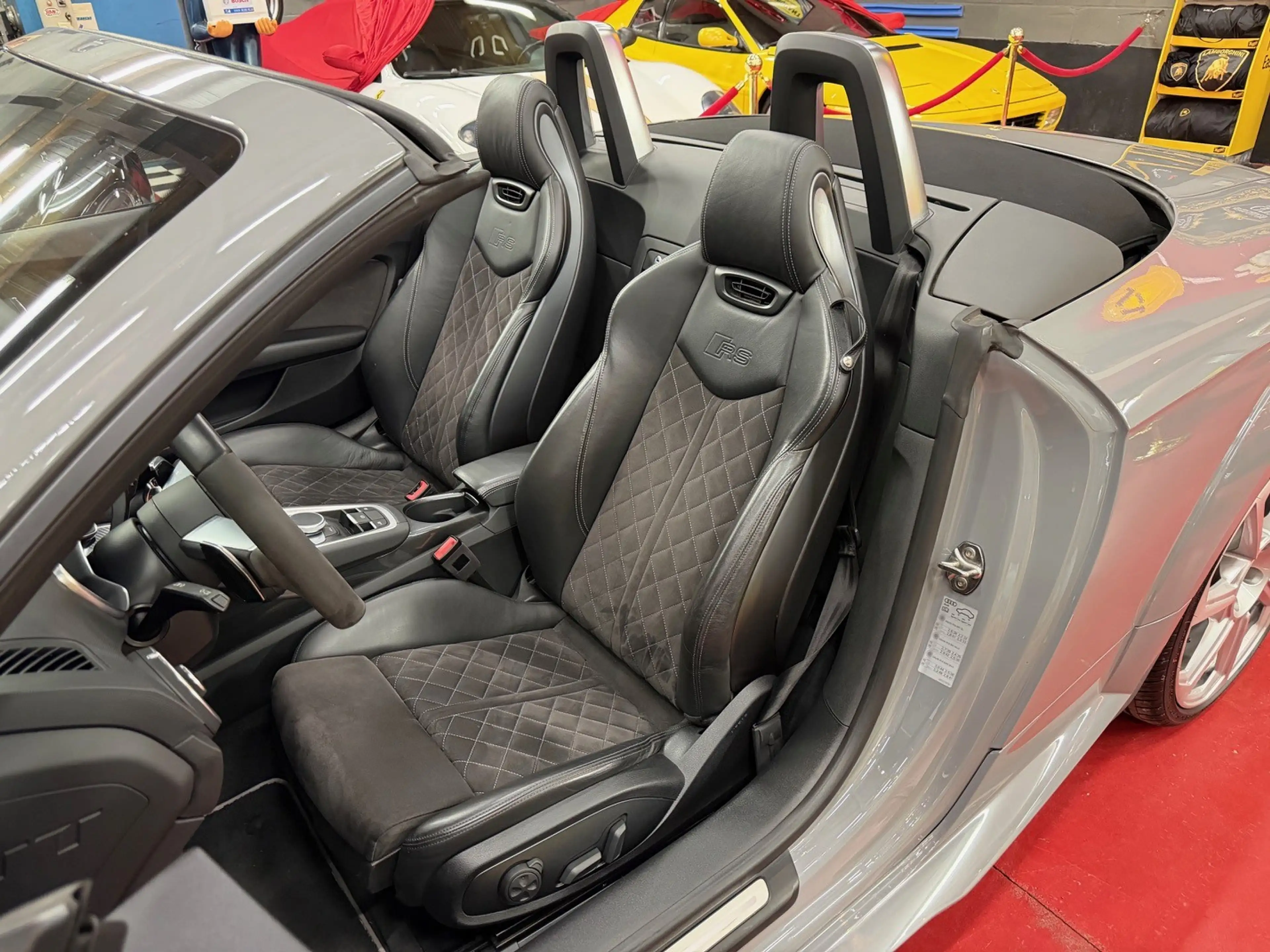 Audi TT RS TTRS Roadster 2.5 TFSI Quattro  S tronic — photo 15