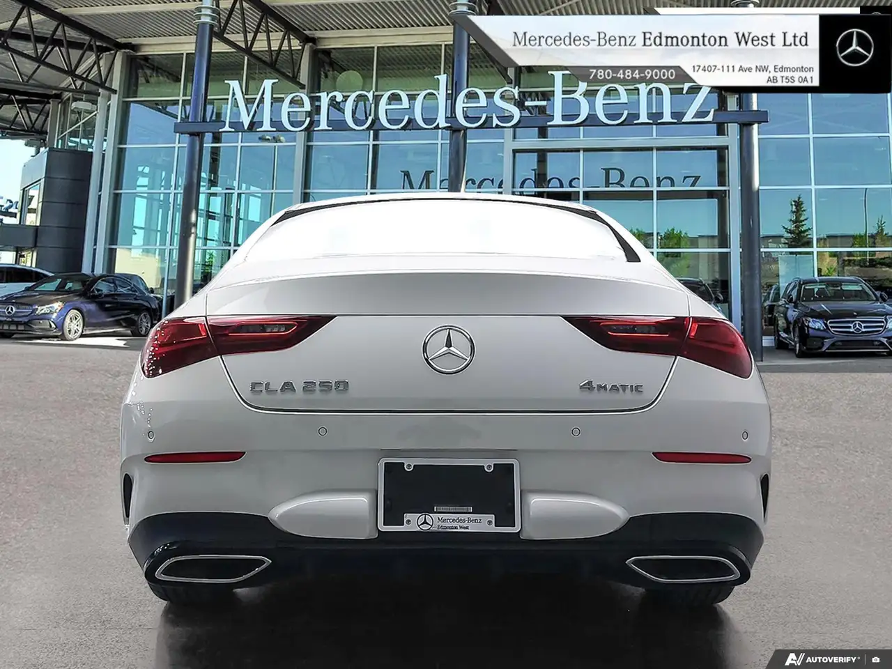 Mercedes-Benz CLA снимка Mercedes-Benz CLA