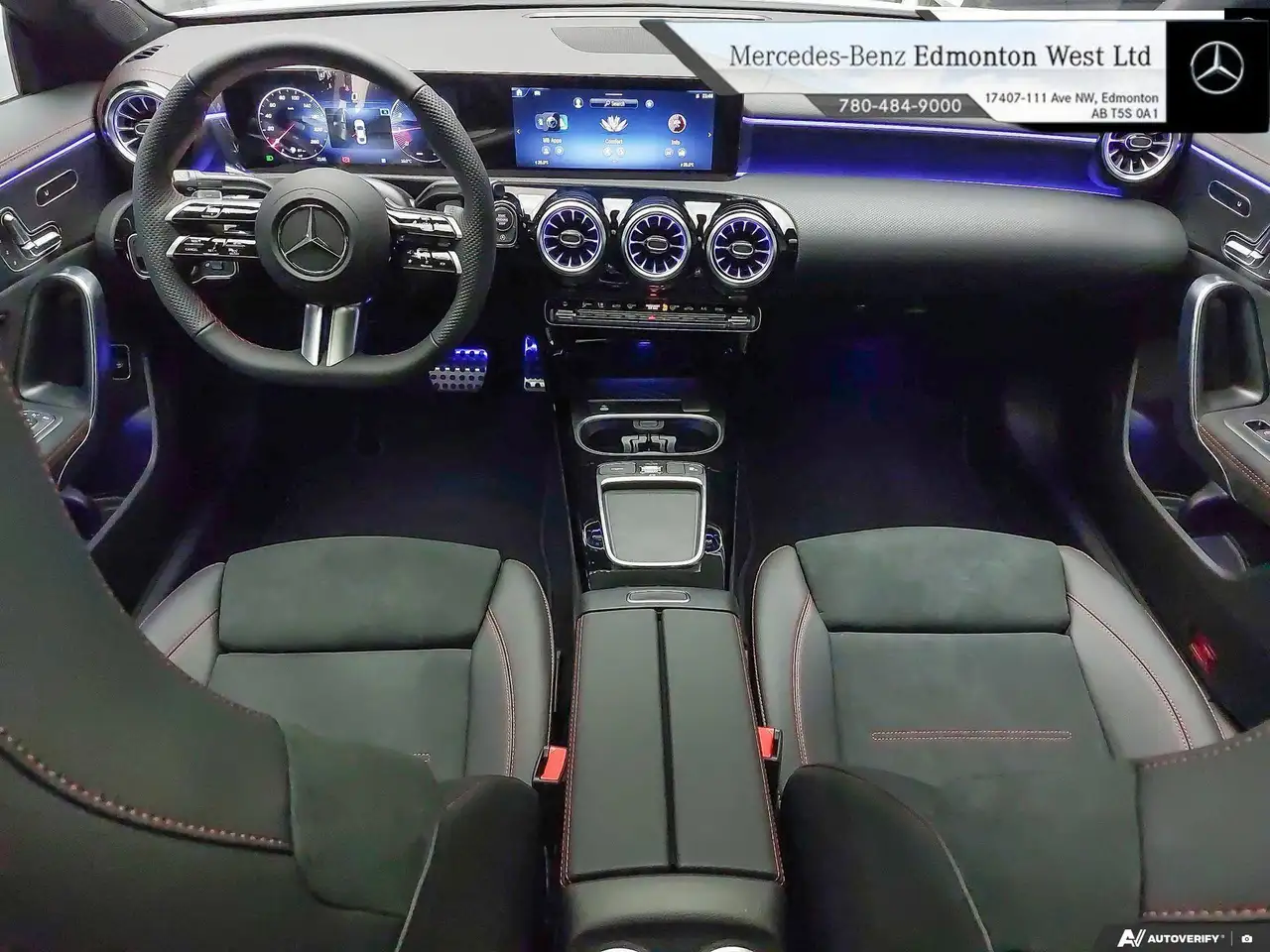 Mercedes-Benz CLA снимка Mercedes-Benz CLA