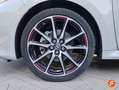 Toyota Yaris 130H 1.5 GR Sport Plus Gris - thumbnail 28
