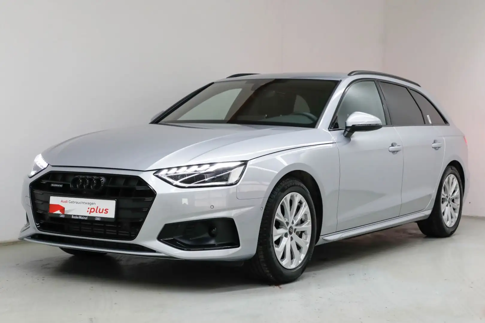 Audi A4 40 TFSI quattro S tronic Virtu AHK 360° Silber - 2