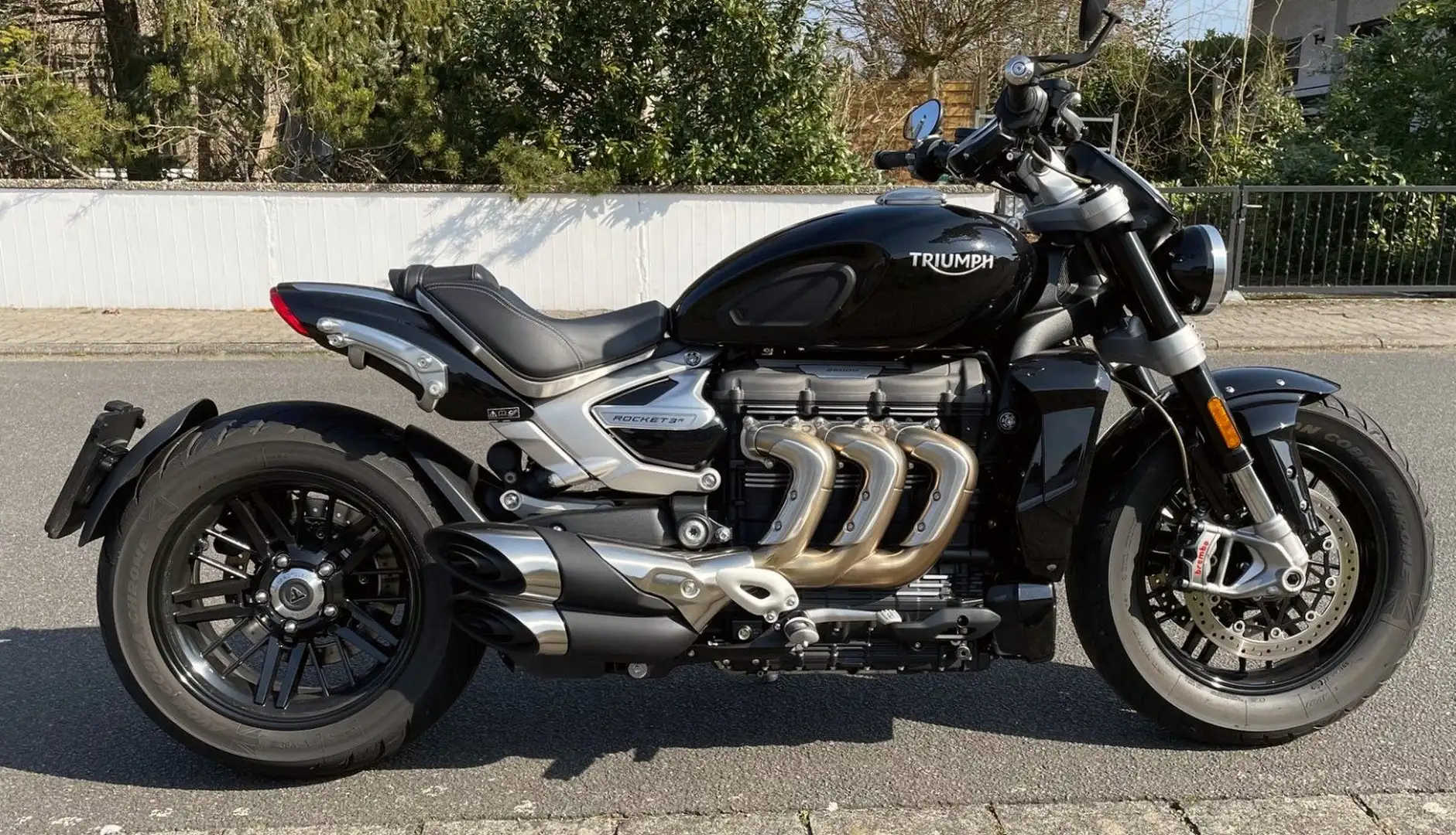 Triumph Rocket 3 R Noir - 2