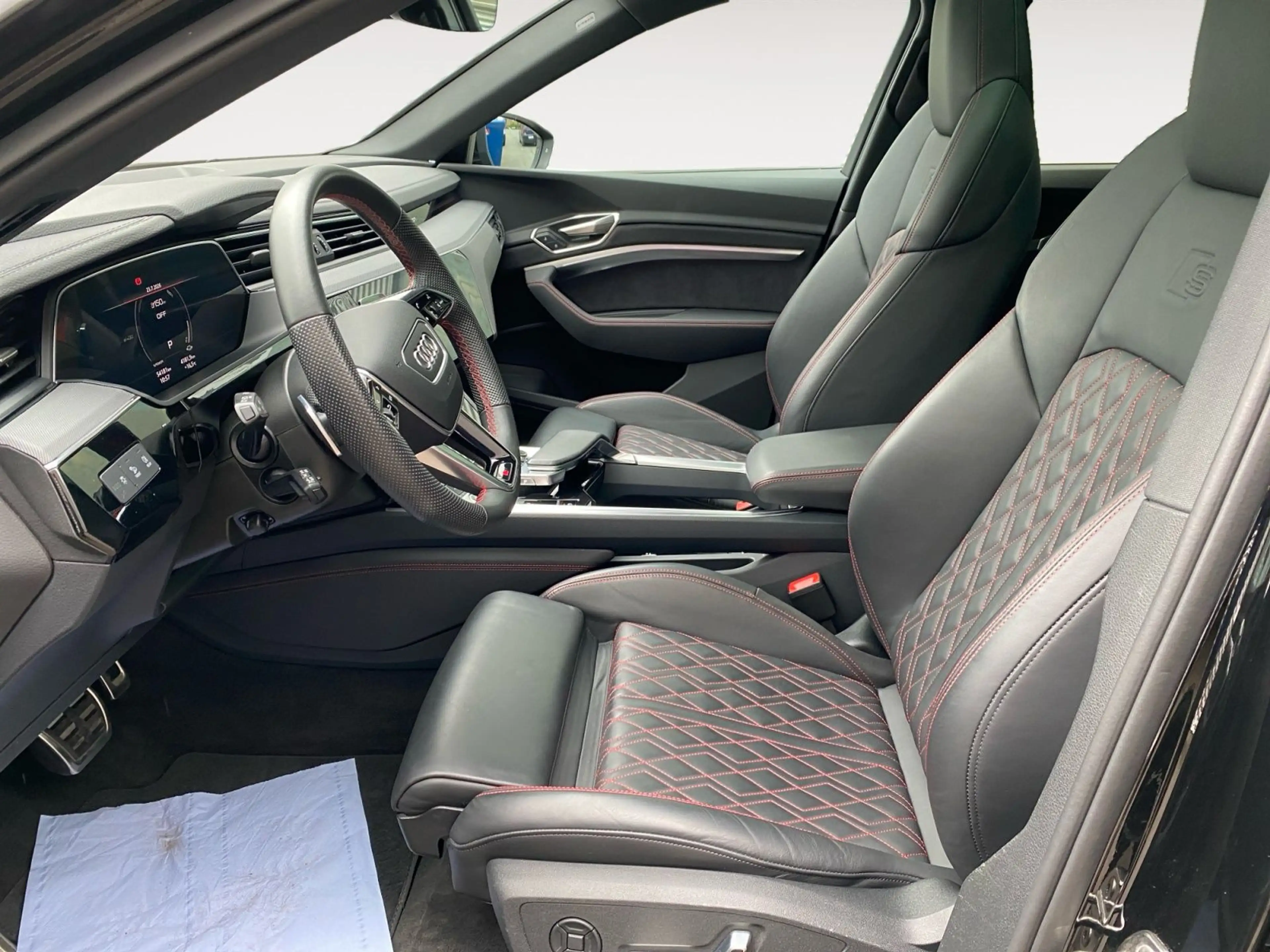 Audi Q8 e-tron 55 qu. S-Line *AHK*Pano*Luft — photo 9