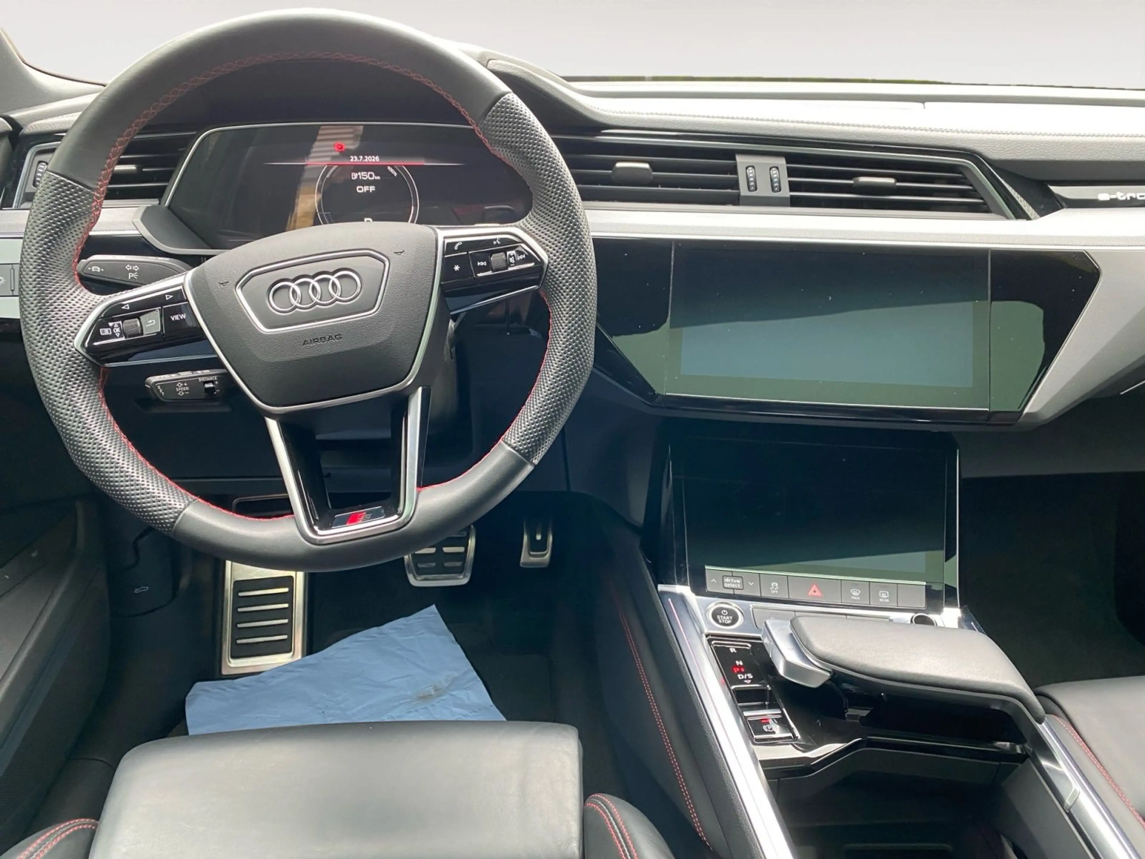 Audi Q8 e-tron 55 qu. S-Line *AHK*Pano*Luft — photo 10