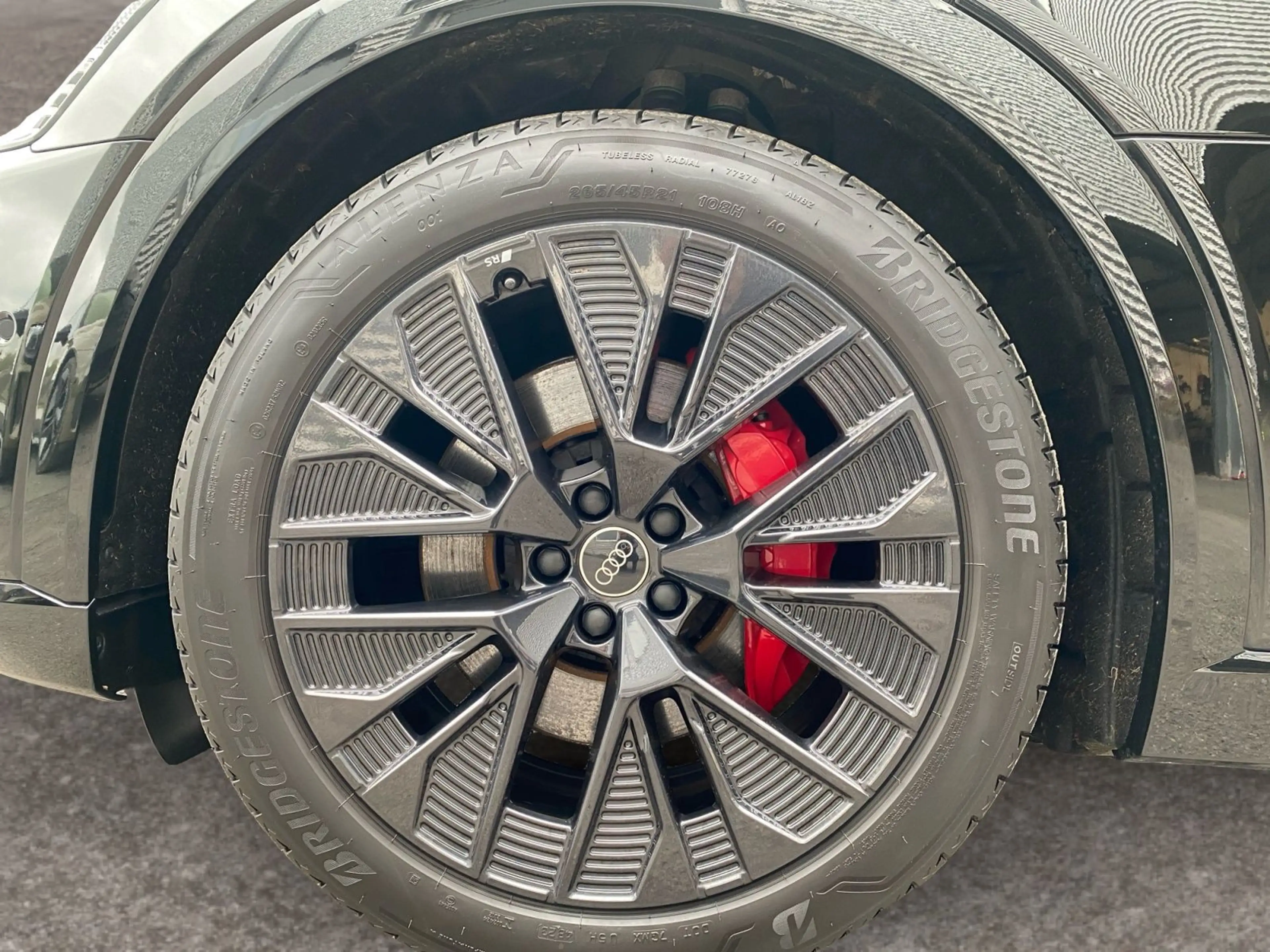 Audi Q8 e-tron 55 qu. S-Line *AHK*Pano*Luft — photo 14