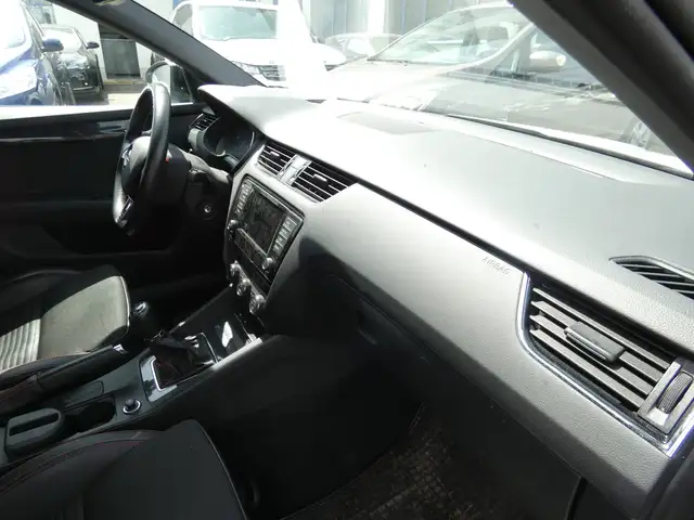 Skoda Octavia view 11