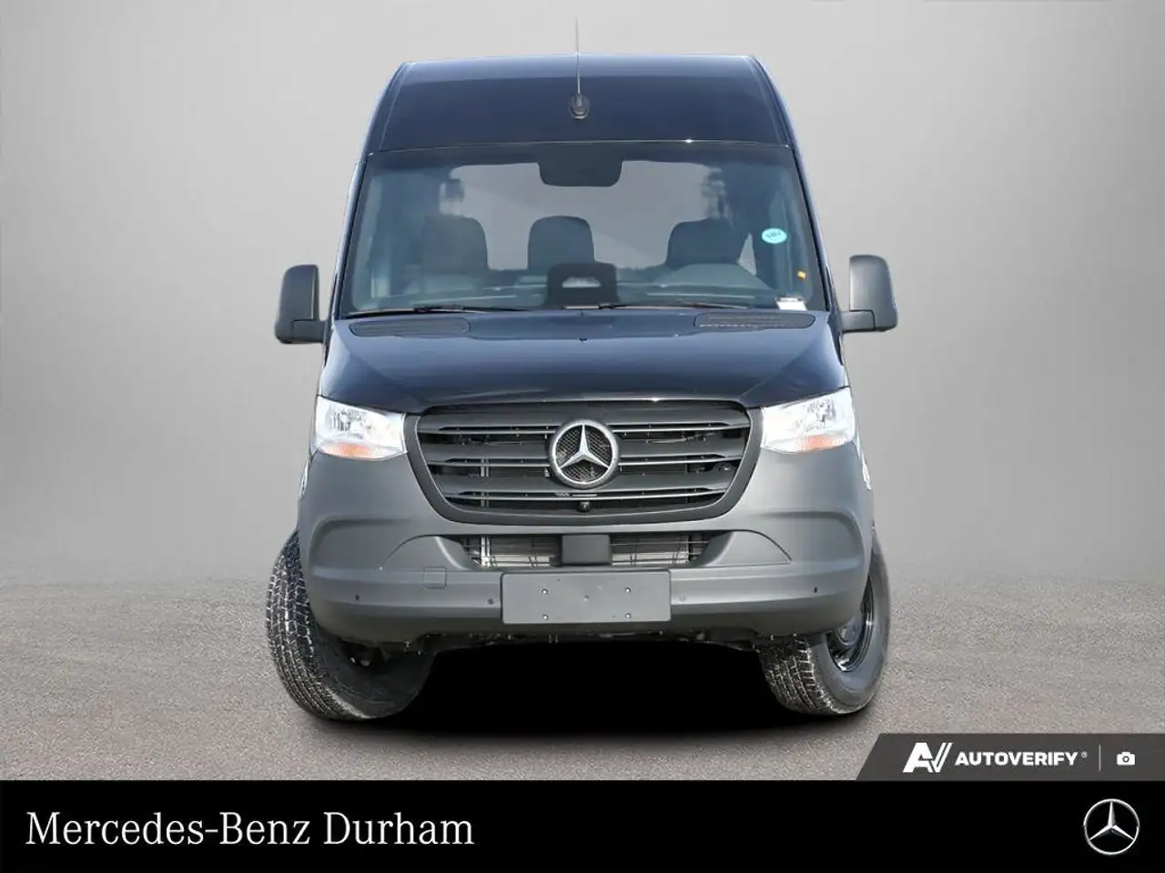 Mercedes-Benz Sprinter снимка Mercedes-Benz Sprinter
