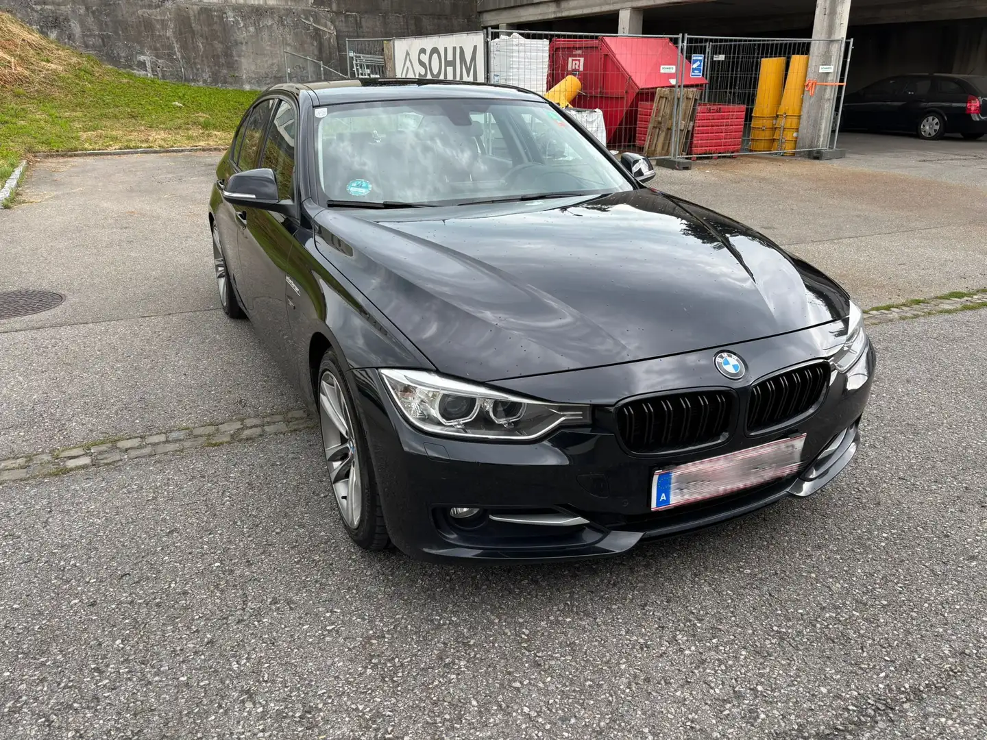 BMW 320 320d Schwarz - 1