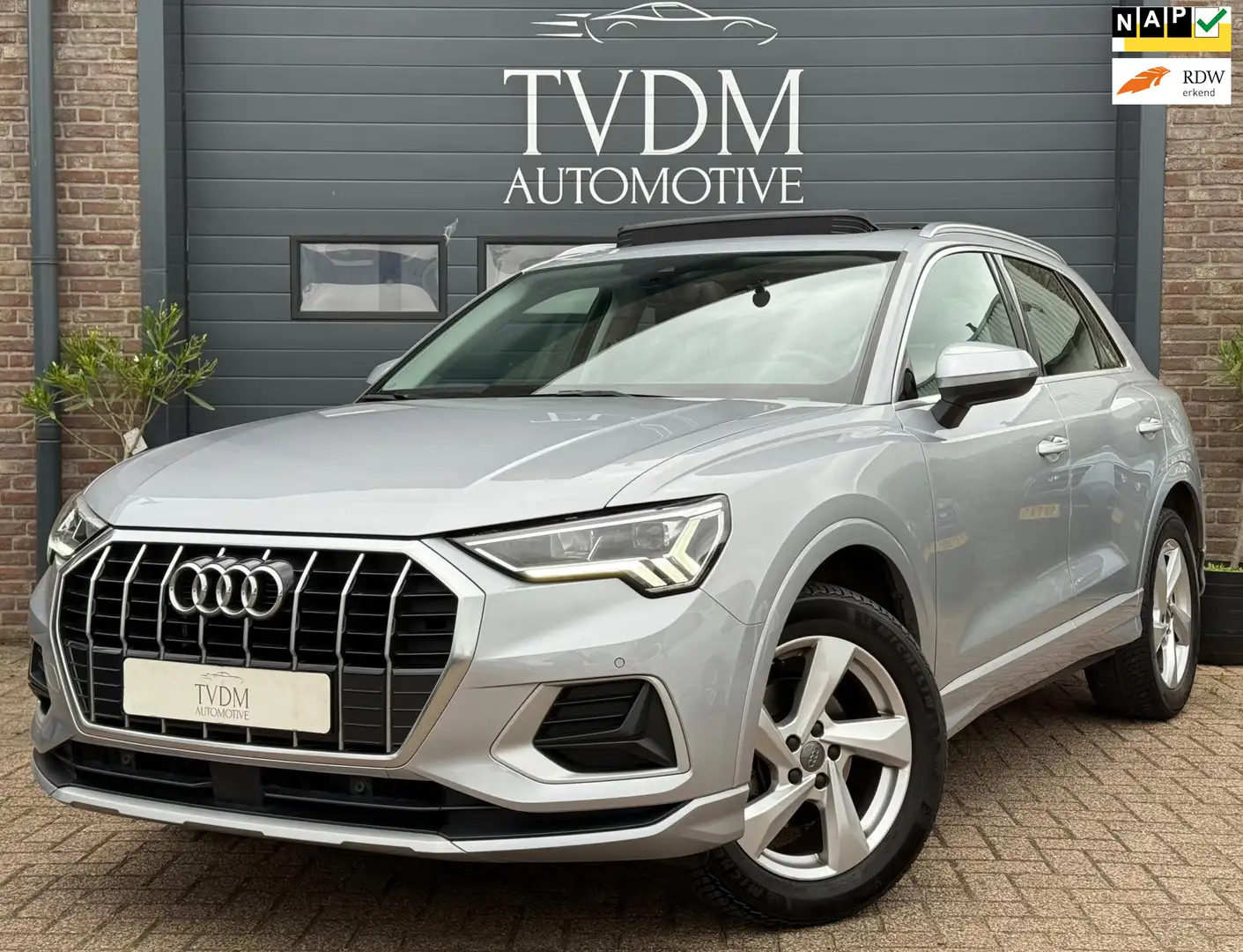 Audi Q3 35 TFSI Advanced Pro Line Plus|PANO|NAVI|VIRTUAL|C Grijs - 1