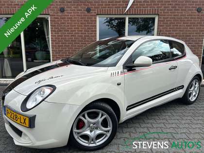 Alfa Romeo MiTo 1.4 T 120 PK NIEUWE APK / RIJDT GOED