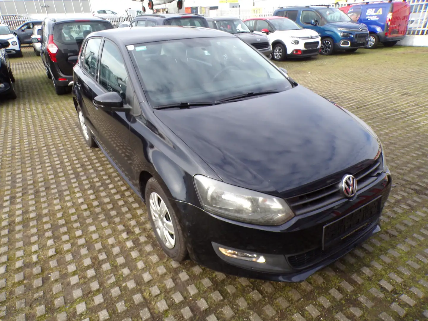 Volkswagen Polo Trendline Schwarz - 2