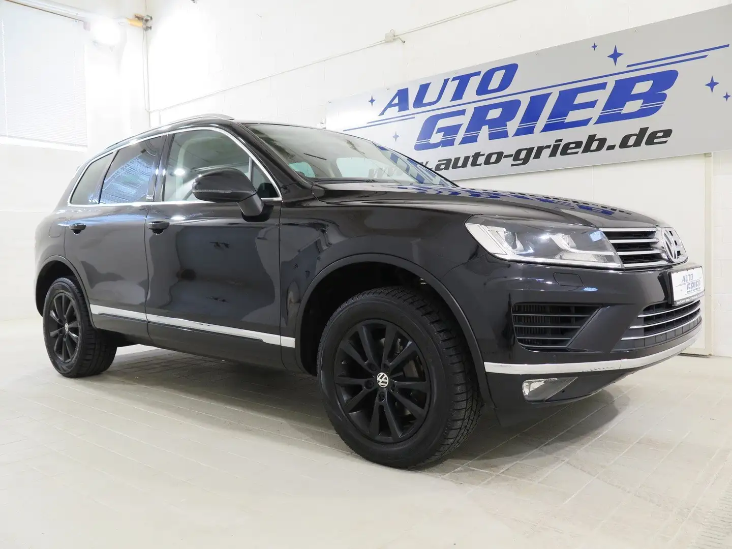 Volkswagen Touareg V6 TDI BMT Executive Edition Terrain Tech 4Motion Negro - 1