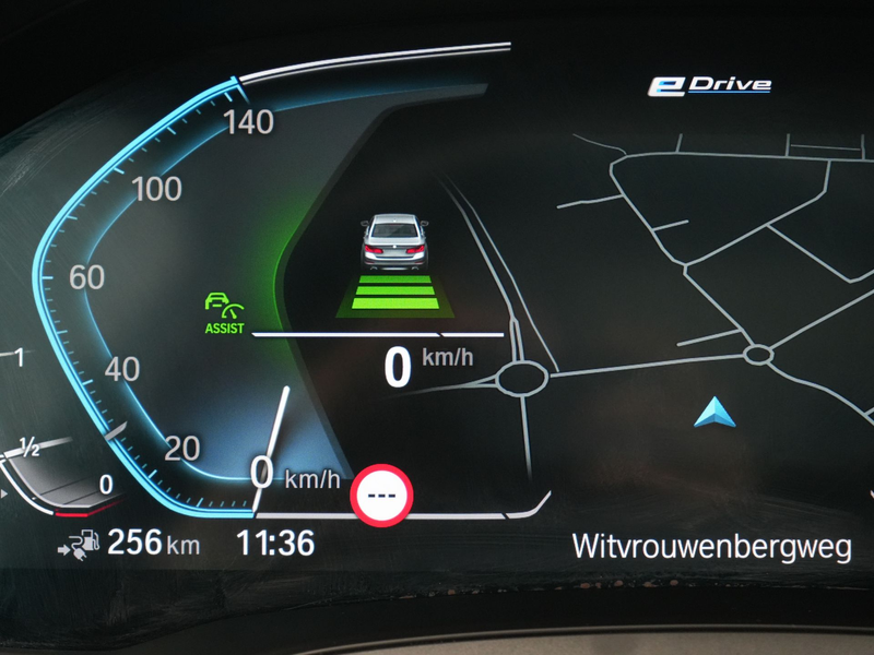 BMW 330 3-serie Touring 330e Sportline PHEV 293pk Dealer O — photo 14