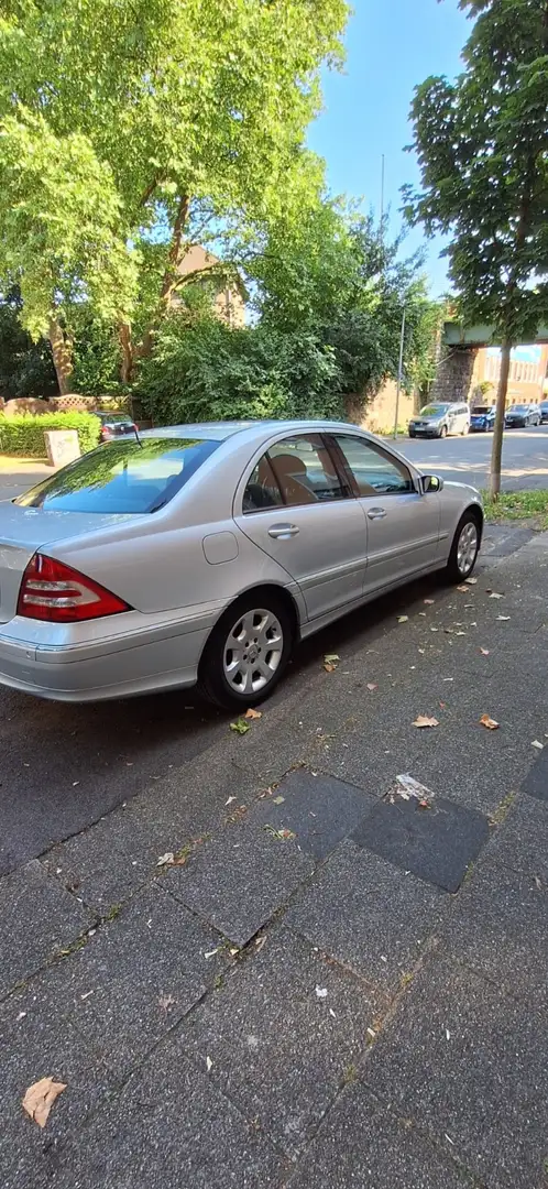Mercedes-Benz C 180 Kompressor Automatik Elegance LPG Silber - 2