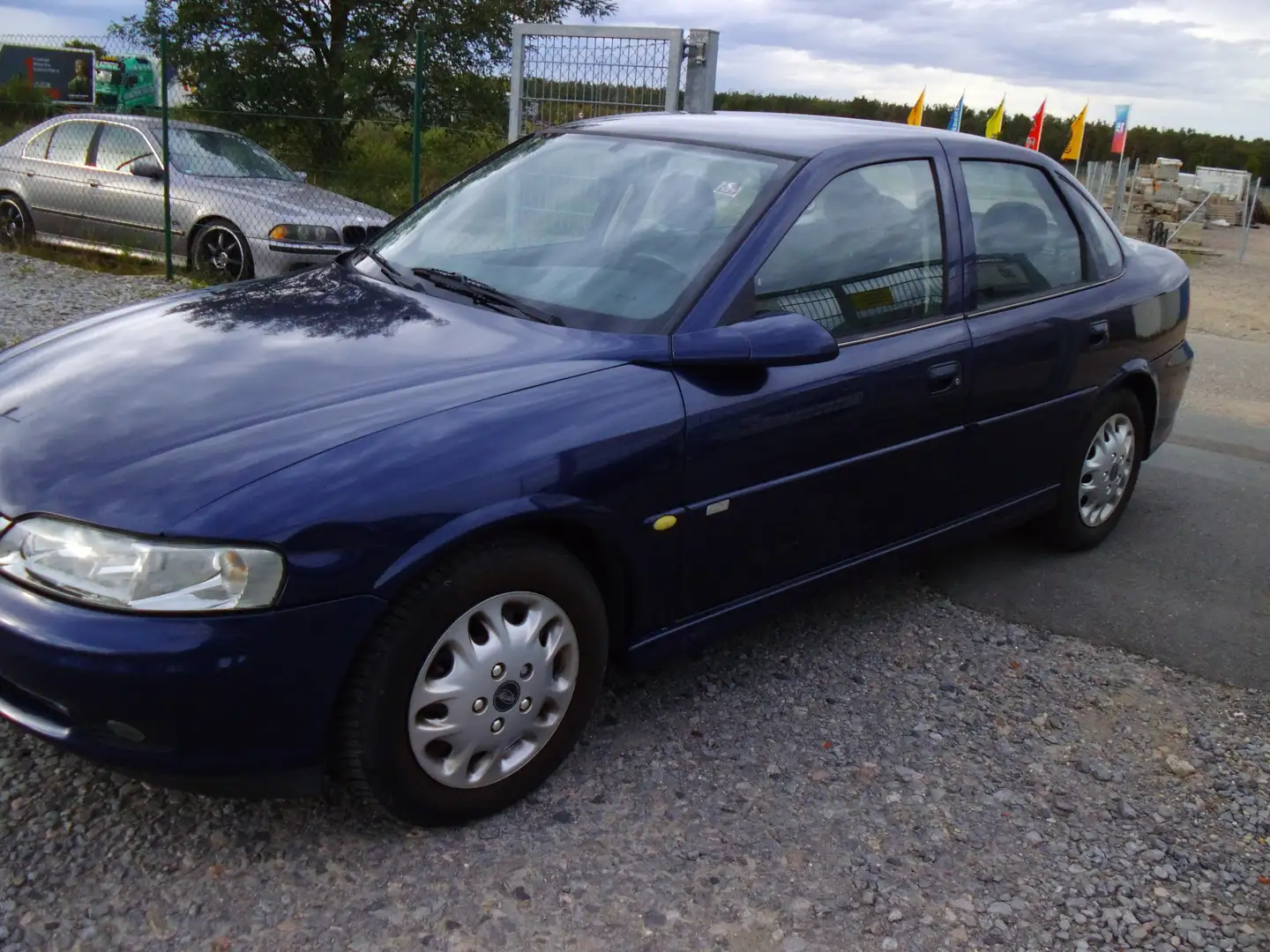 Opel Vectra 1.8 Elegance/Klima/D3/Automatik/Kein TÜV... Blau - 2