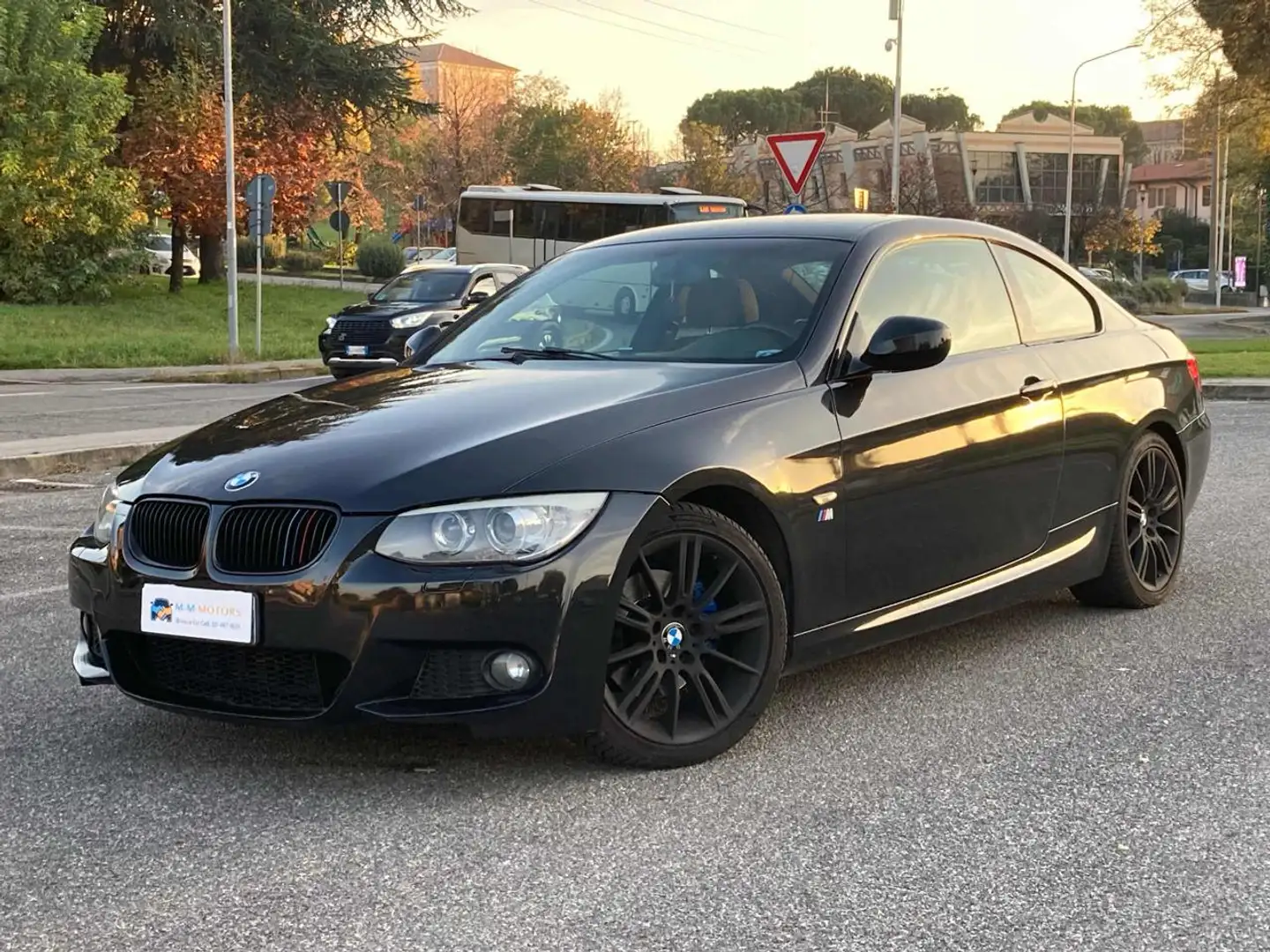 BMW 320 d cat Coupé Msport Noir - 1
