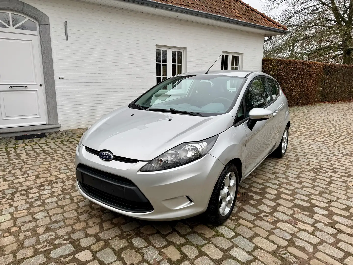 Ford Fiesta Fiesta 1.25i Trend - Gekeurd voor verkoop! Argent - 2