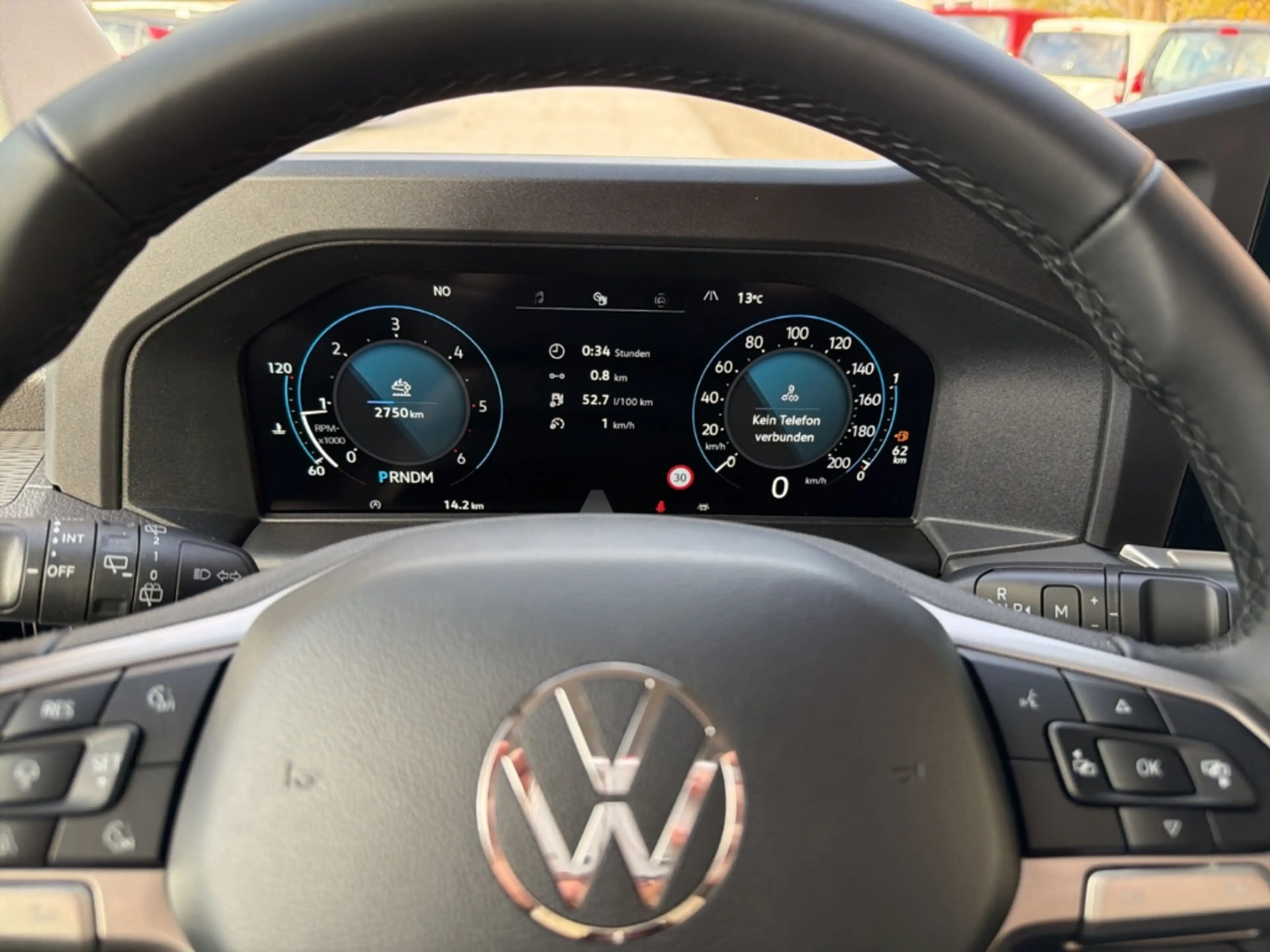 Volkswagen T7 Kombi 2.0 TDI+Anhängerkupplung+Sitzhzg+Rückfahrkamera — photo 9