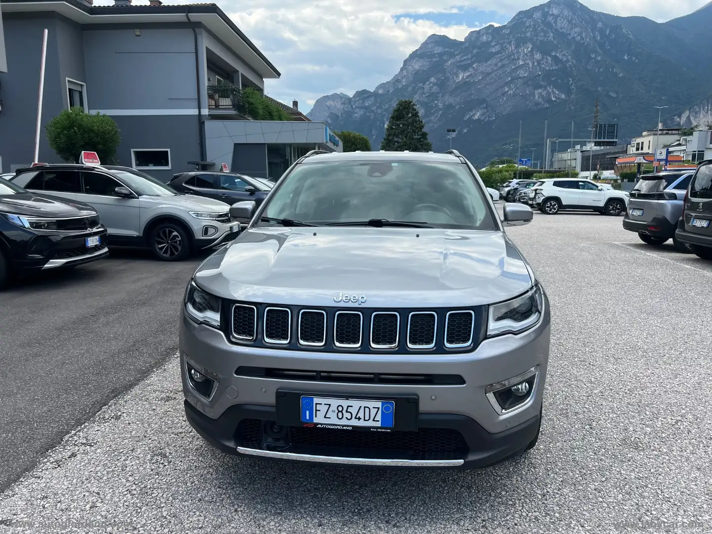 Jeep Compass 2.0 Mjt II aut. 4WD Limited Grigio - 2