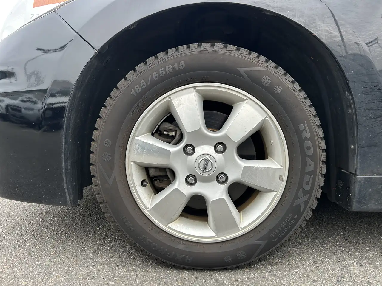 Nissan Versa снимка Nissan Versa