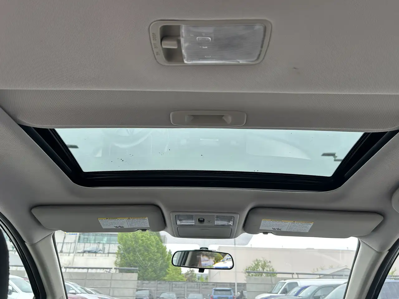 Nissan Versa снимка Nissan Versa