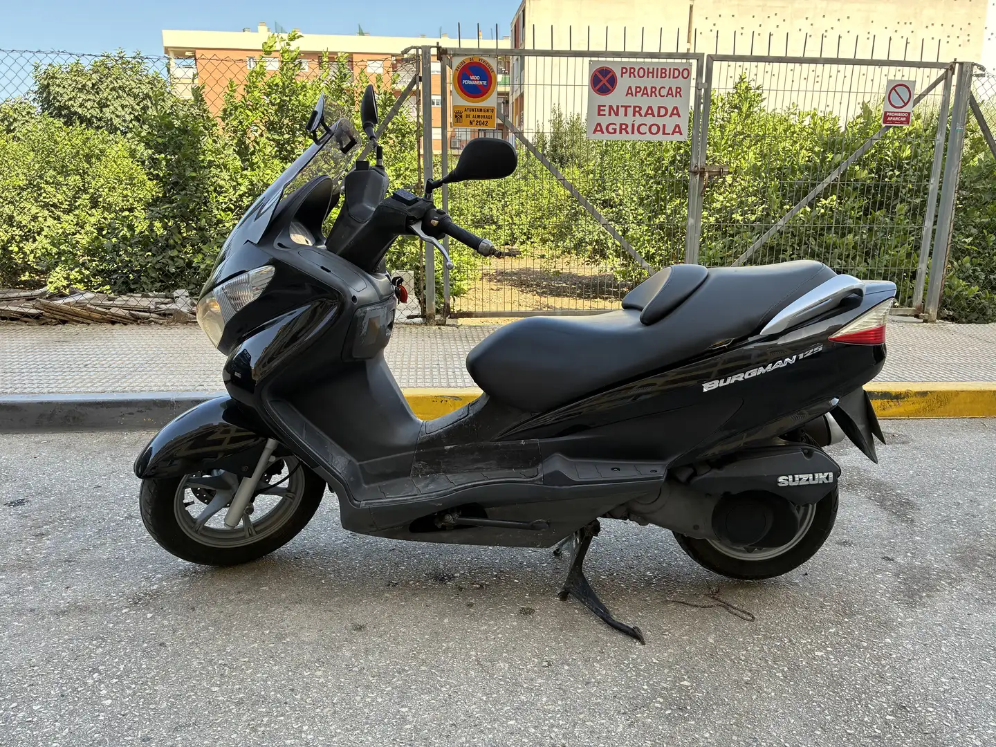 Suzuki Burgman 125 La Moto Esta En Almoradi (alicante) - 2